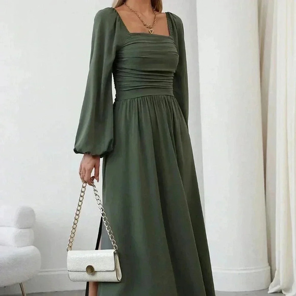 Green Elegant Women's Casual Square Neck Pleated Lantern Sleeve Dress - Picture 5 of 7